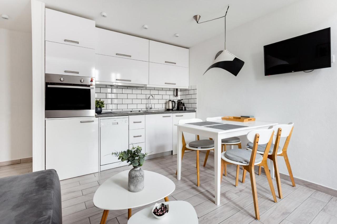 Apartments Hugo สปลิท ภายนอก รูปภาพ